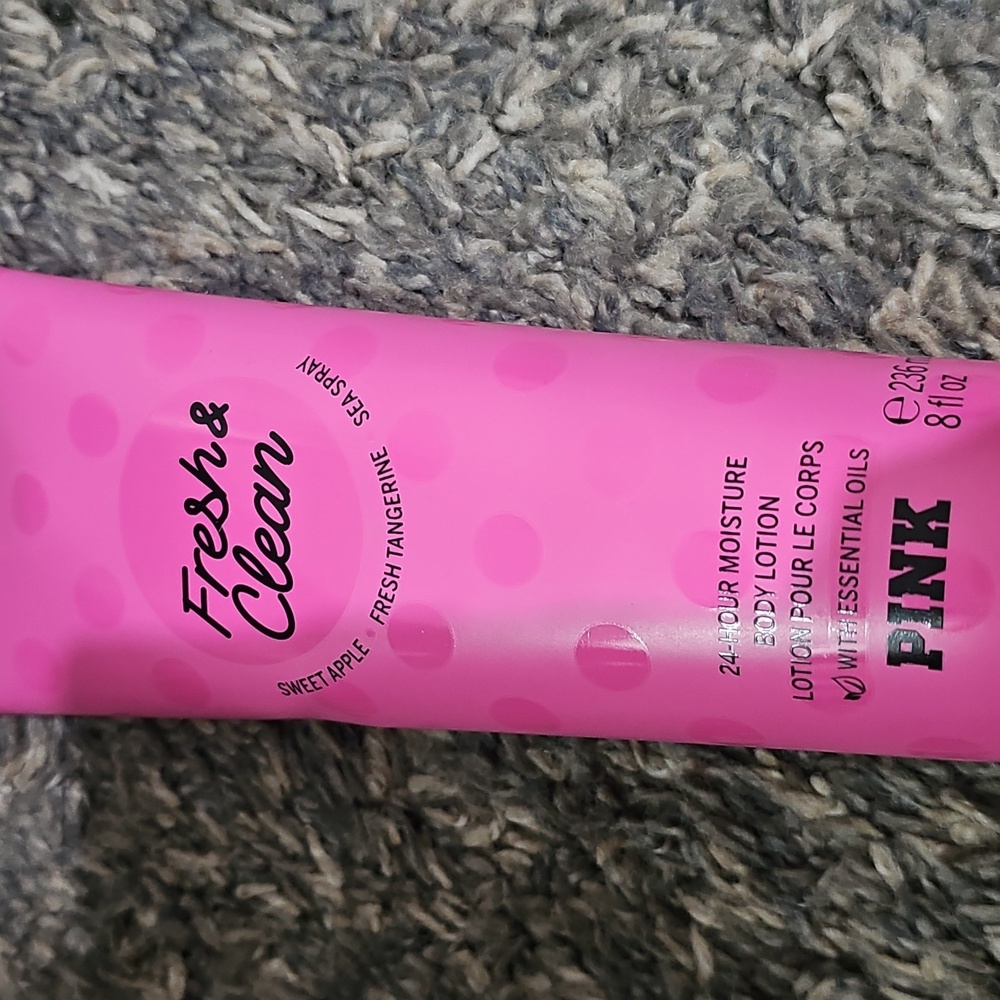 VS PINK body Lotion
